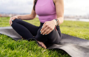 The Best Footwear to Wear with Wool Leggings